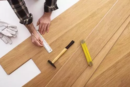 How to Cut Plastic Laminated Sheets